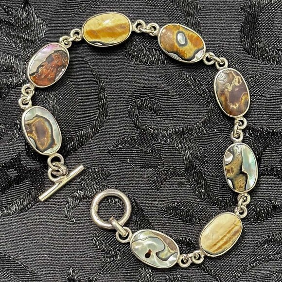 Tigershell Mother of Pearl Bracelet - Picture 1 of 2